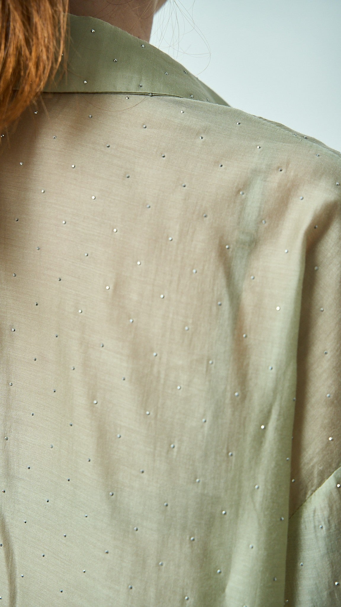 Kontatto - Camicia stondata in lyocell con strass - ART.YM3001C Salvia