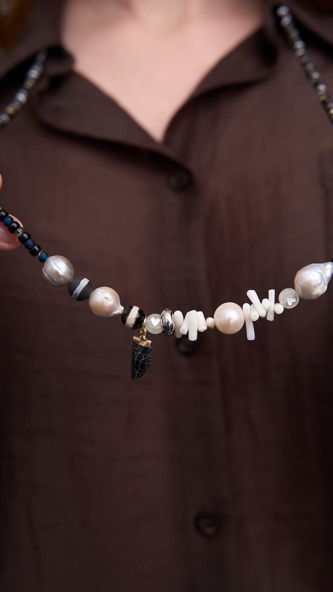 Via Roma - Collana "All" pezzo unico, Nero - Blu - Grigio - Bianco - Trasparente - Argento - Oro