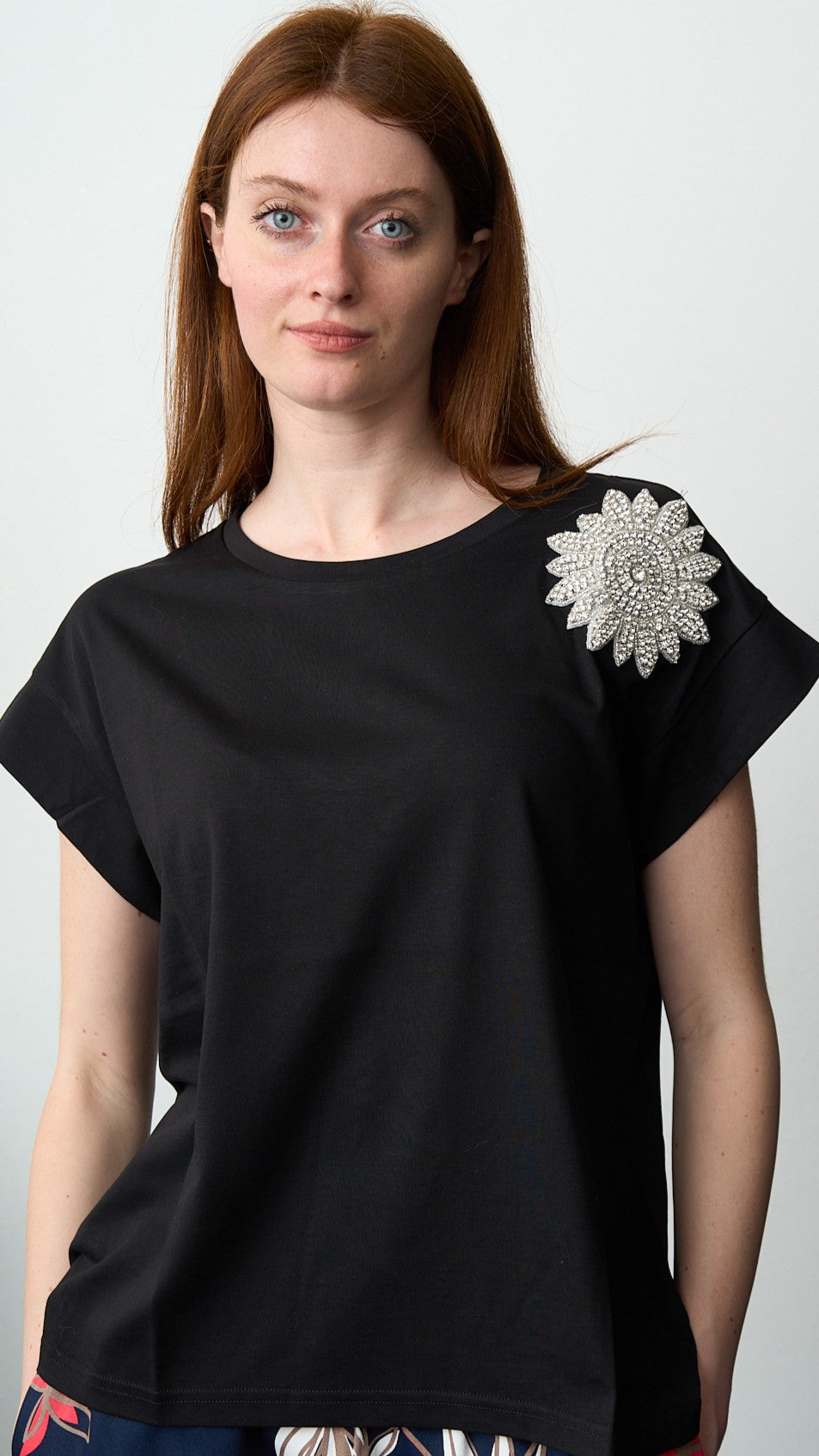 Olivia Rei - T-shirt regular con applicazione - ART.SS2639 Nero - Argento