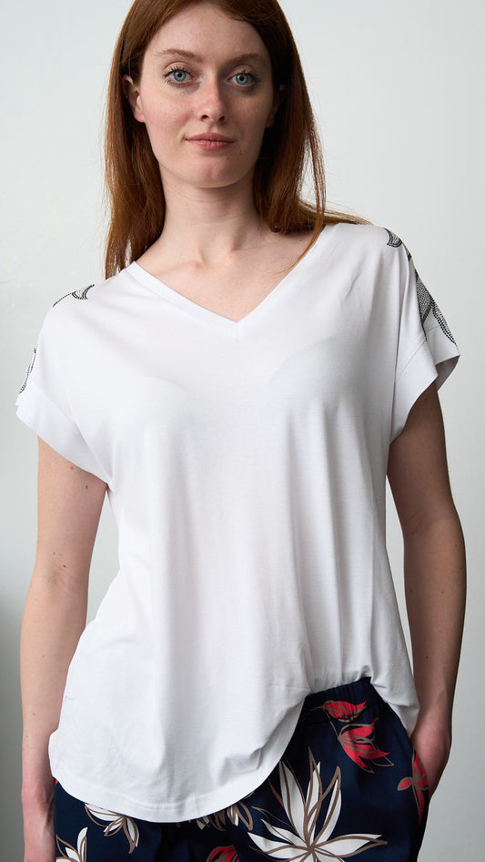 Olivia Rei - T-shirt scollo a V con applicazioni su spalline - ART.SS2636 Bianco - Argento - Nero