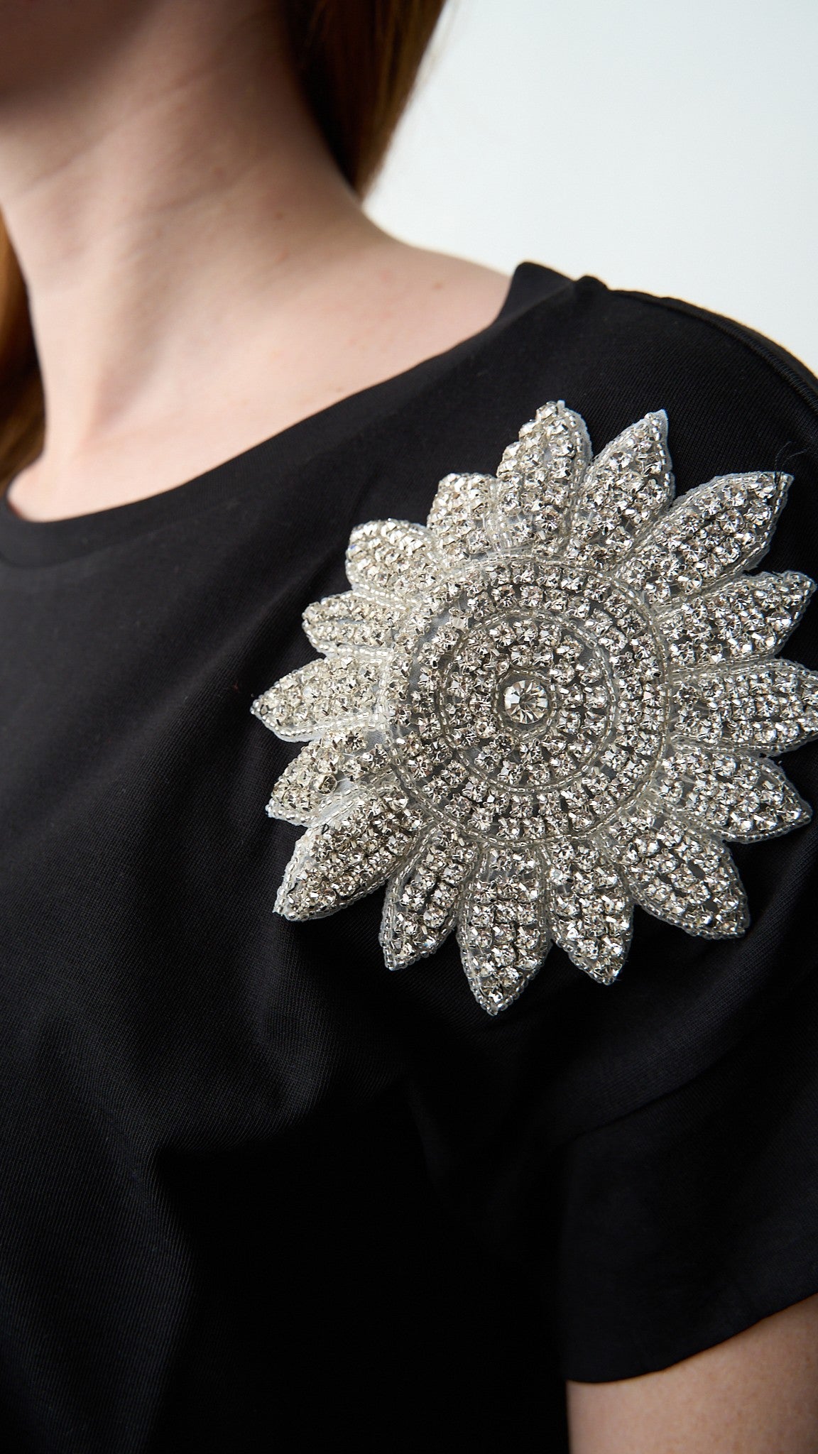 Olivia Rei - T-shirt regular con applicazione - ART.SS2639 Nero - Argento