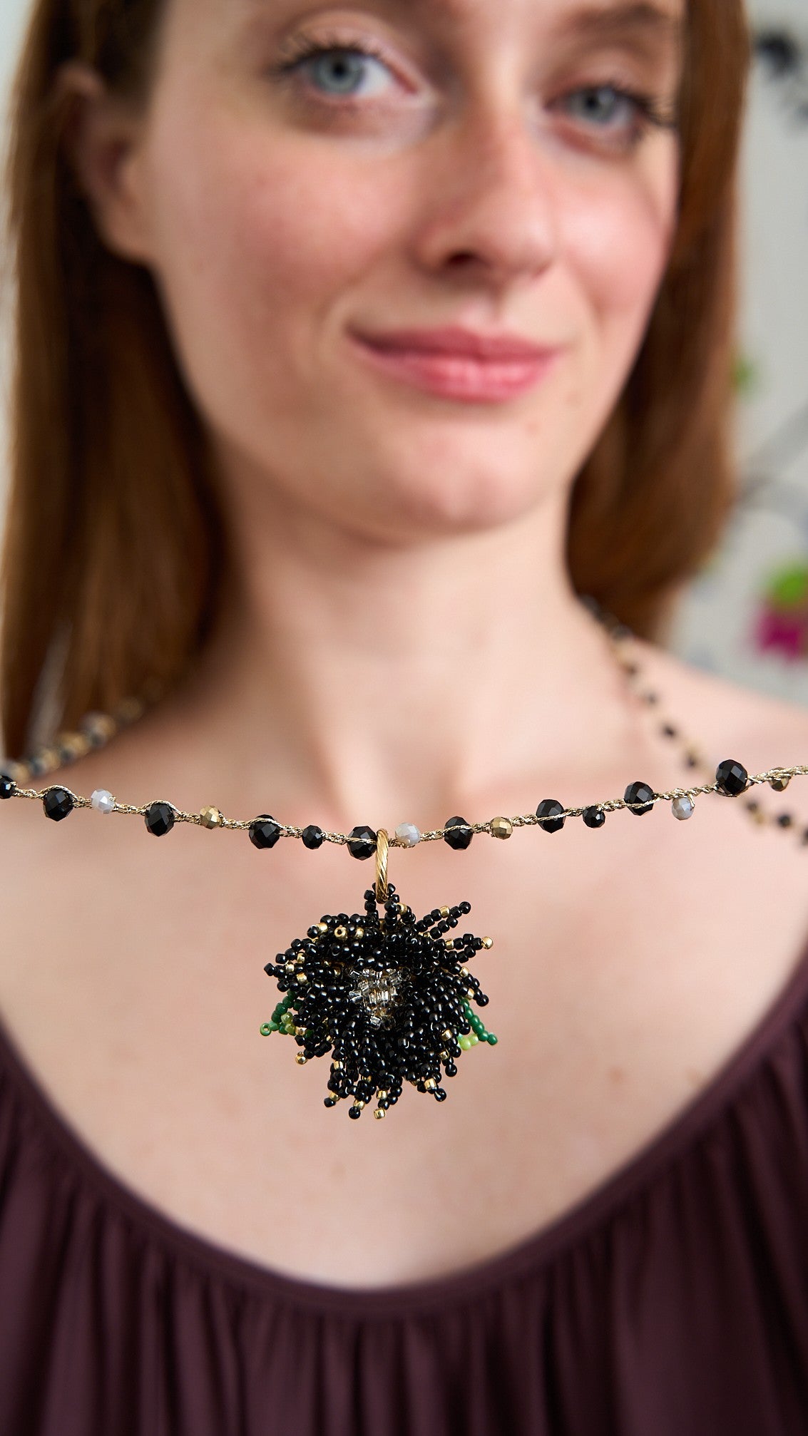 Via Roma - Collana "Anemone" Nero - Dorato - Grigio - Verde