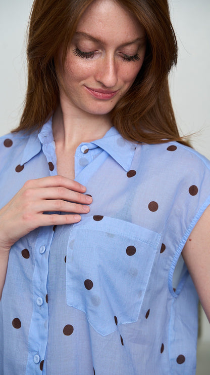 Tensione In - Camicia a pois smanicata con taschino - ART.S26CH17 - Celeste - Moro