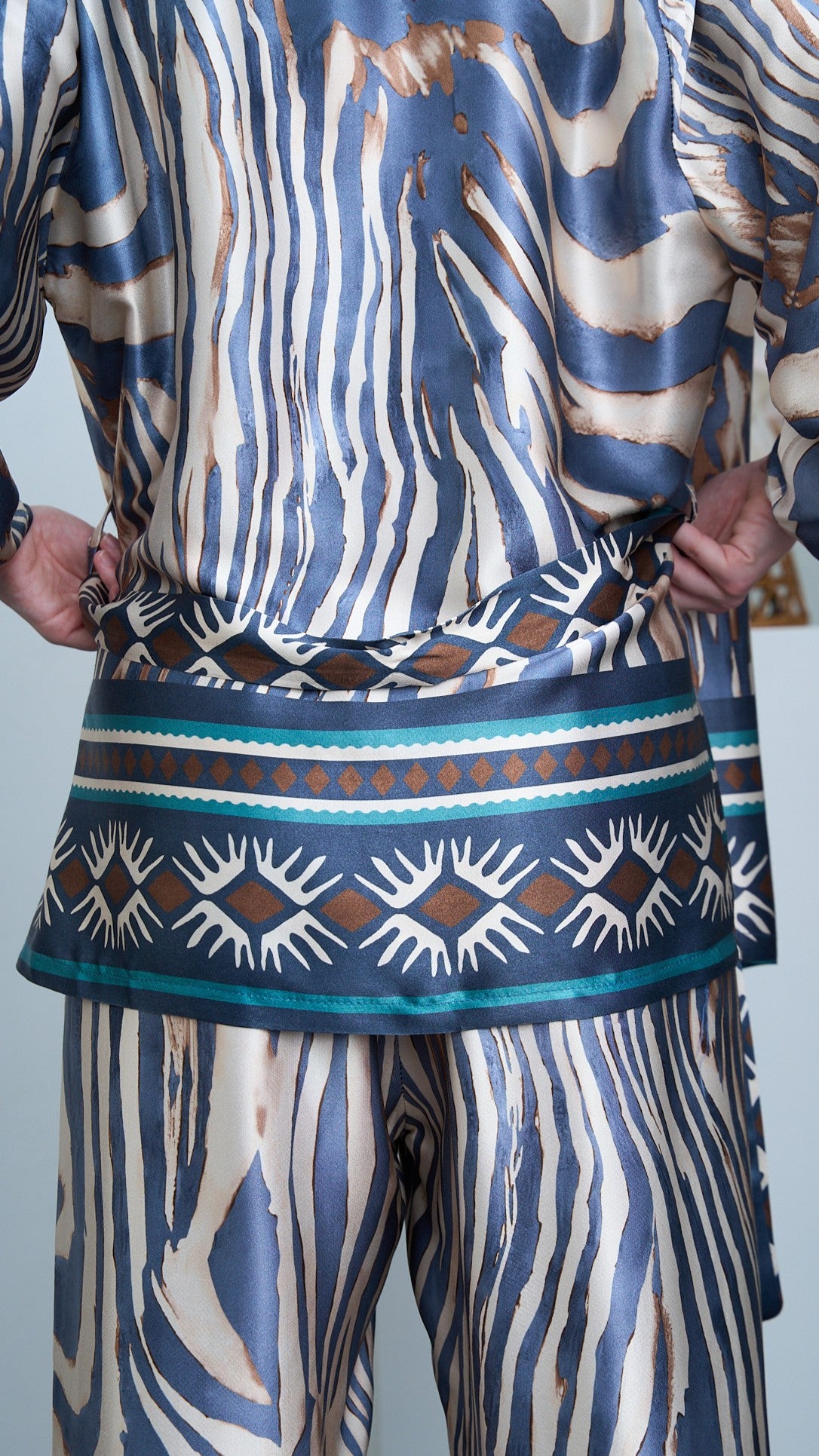 Via Roma - Completo fantasia con giacca kimono Moro - Blu - Beige