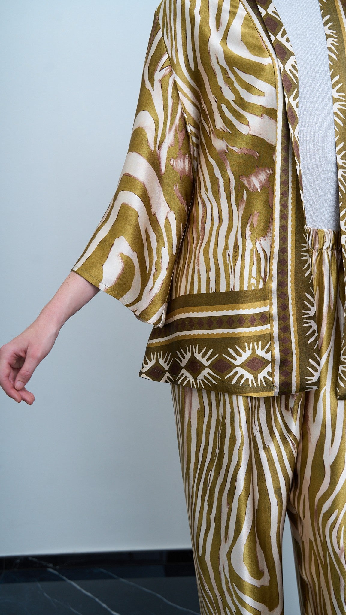 Via Roma - Completo fantasia con giacca kimono Moro - Verde - Beige